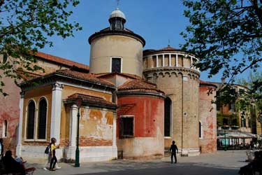 Architecture romane vénitienne